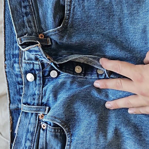 Original Levi men's jeans 28/32 (501's) - Picture 2 of 4